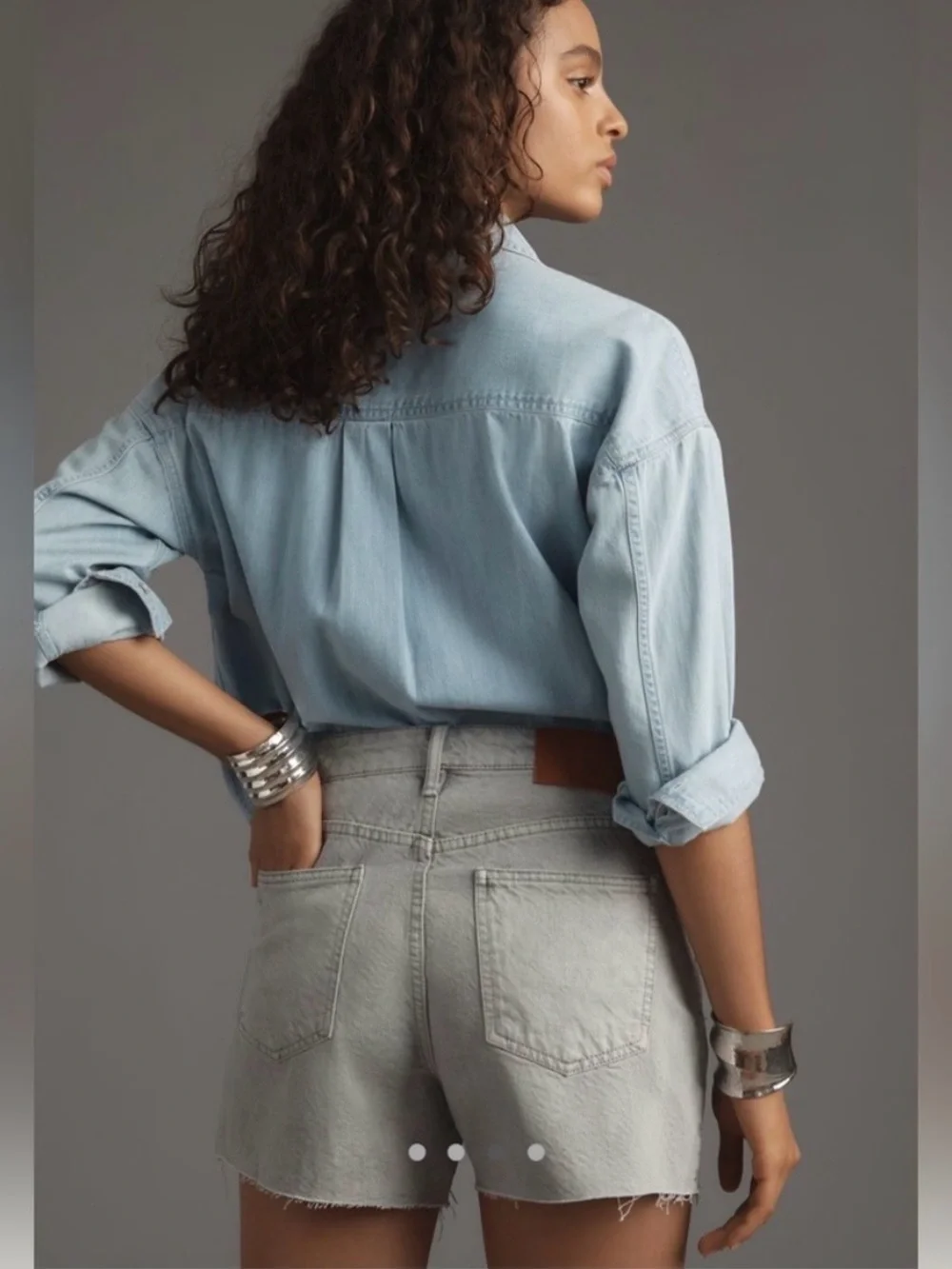 NWT Unpublished x Anthropologie Emma Denim Shorts Color: DENIM LIGHT Size 29 - Picture 2 of 8